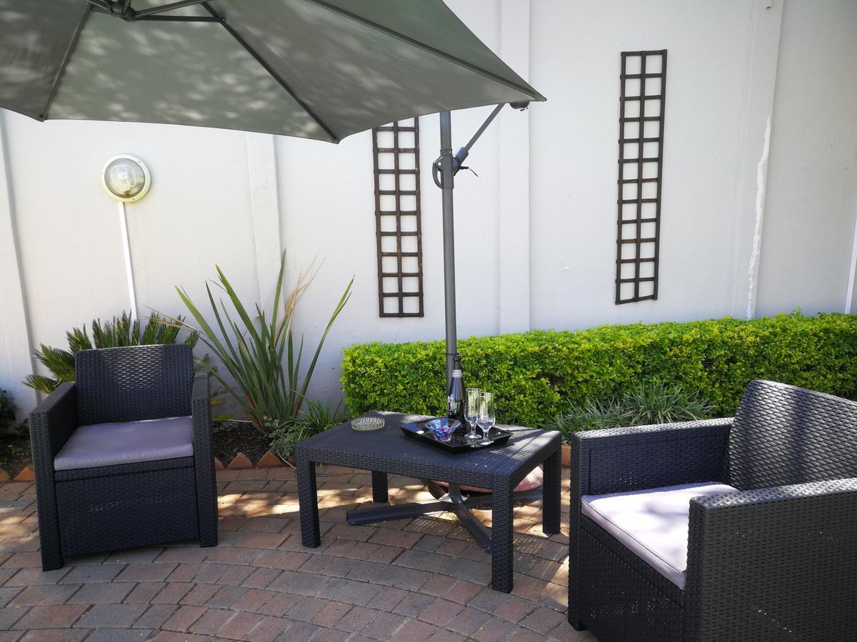 47 On Preston Guesthouse Joanesburgo Exterior foto